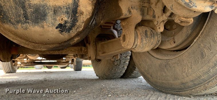 image for item DM7838 1986 Ford FT8000 dump truck