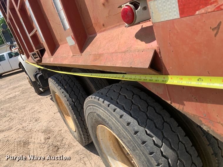 image for item DM7838 1986 Ford FT8000 dump truck