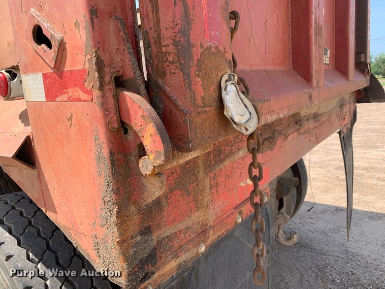 image for item DM7838 1986 Ford FT8000 dump truck