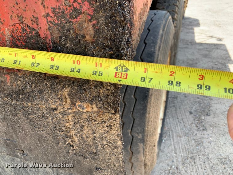 image for item DM7838 1986 Ford FT8000 dump truck