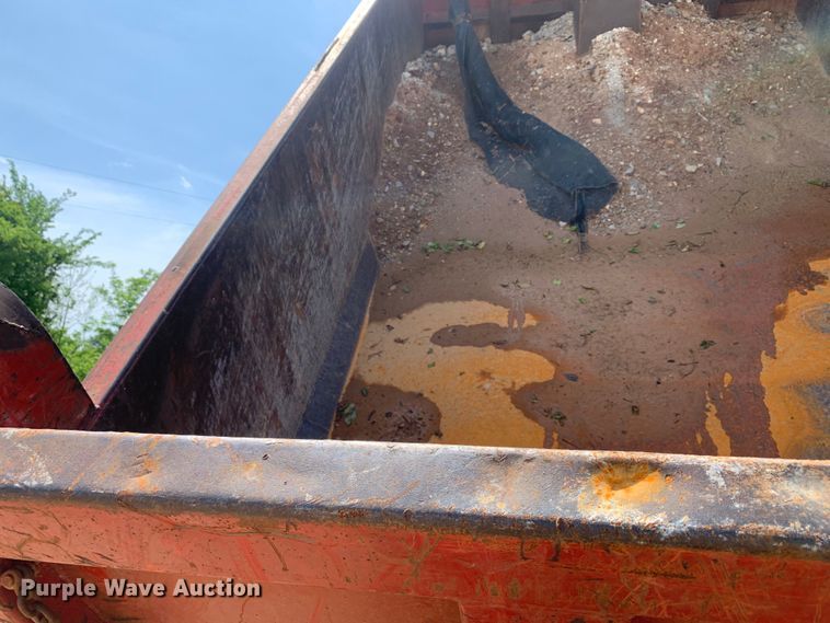 image for item DM7838 1986 Ford FT8000 dump truck