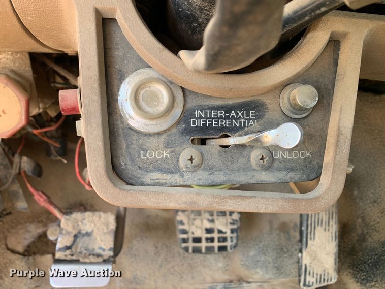 image for item DM7838 1986 Ford FT8000 dump truck