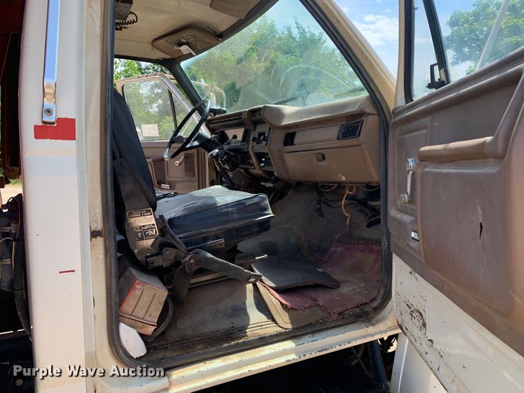 image for item DM7838 1986 Ford FT8000 dump truck