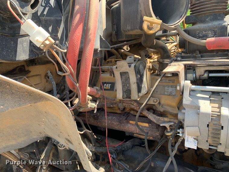 image for item DM7838 1986 Ford FT8000 dump truck