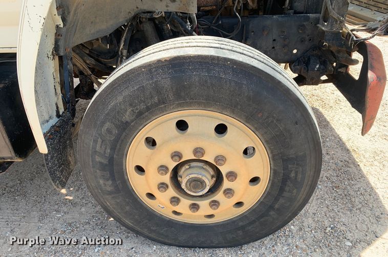 image for item DM7838 1986 Ford FT8000 dump truck