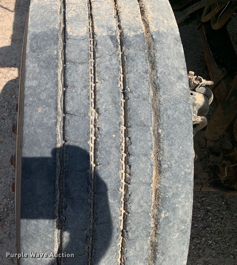 image for item DM7838 1986 Ford FT8000 dump truck