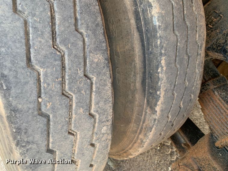 image for item DM7838 1986 Ford FT8000 dump truck