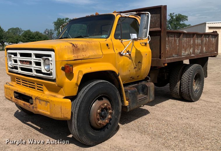image for item DM7839 1986 GMC C6000 dump truck