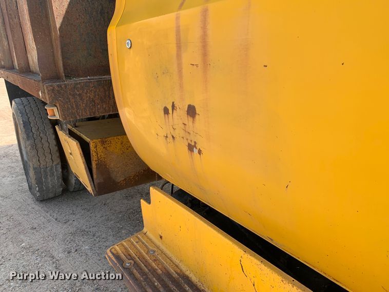 image for item DM7839 1986 GMC C6000 dump truck