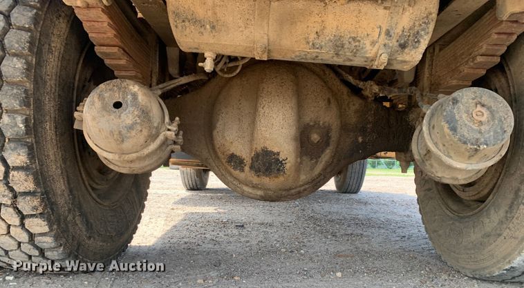 image for item DM7839 1986 GMC C6000 dump truck