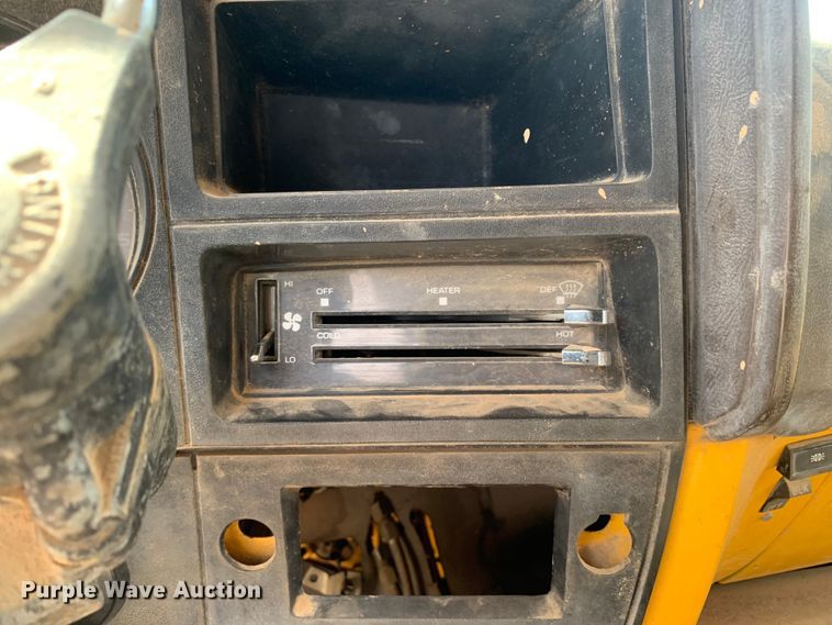 image for item DM7839 1986 GMC C6000 dump truck