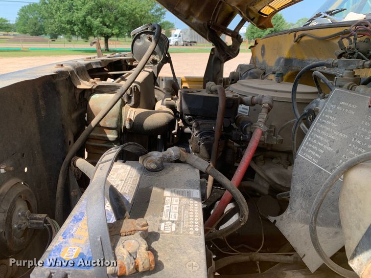 image for item DM7839 1986 GMC C6000 dump truck