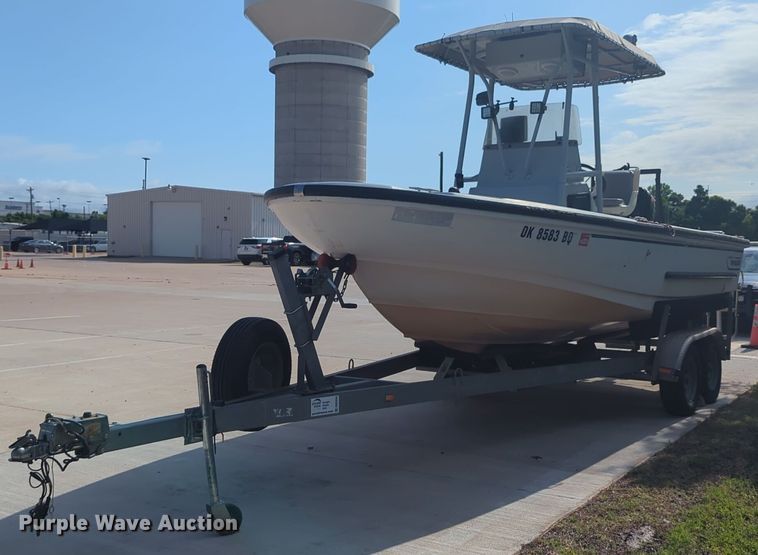 image for item DN3854 2003 Boston Whaler boat