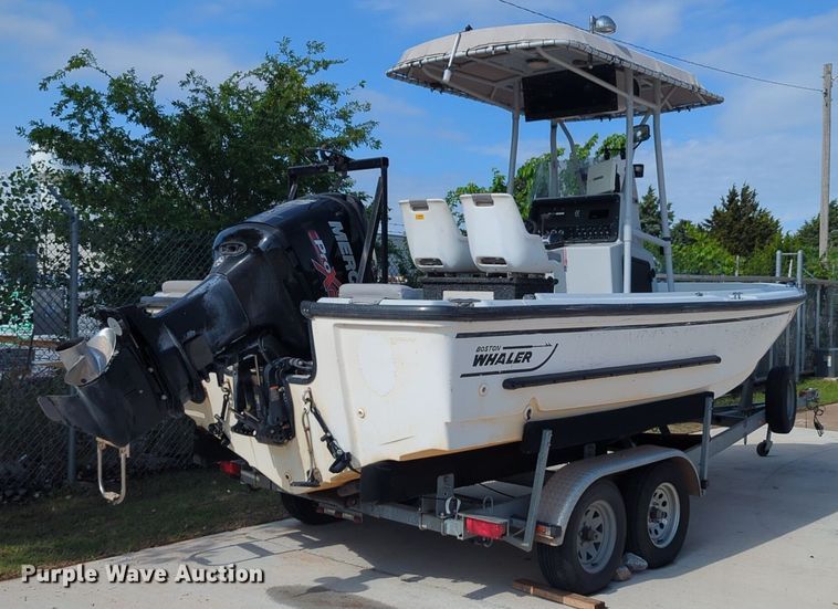 image for item DN3854 2003 Boston Whaler boat