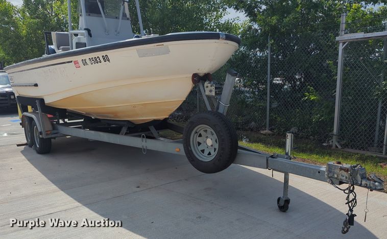 image for item DN3854 2003 Boston Whaler boat