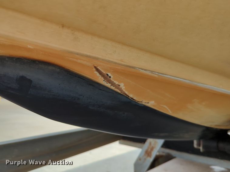 image for item DN3854 2003 Boston Whaler boat