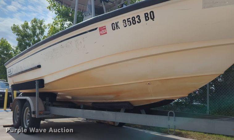 image for item DN3854 2003 Boston Whaler boat