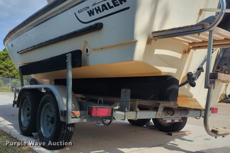 image for item DN3854 2003 Boston Whaler boat