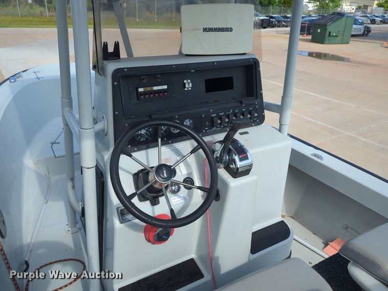 image for item DN3854 2003 Boston Whaler boat