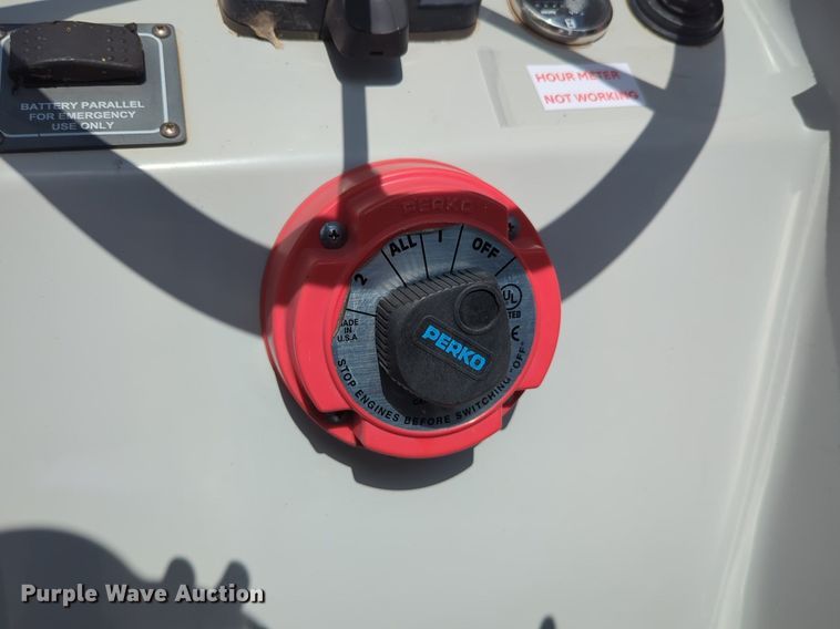 image for item DN3854 2003 Boston Whaler boat