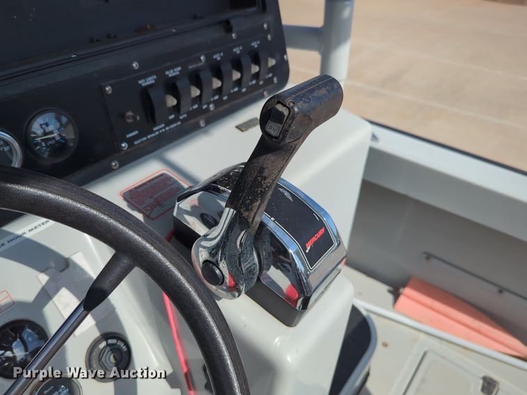 image for item DN3854 2003 Boston Whaler boat