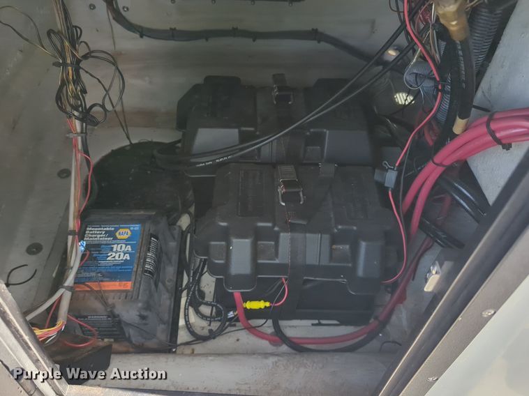 image for item DN3854 2003 Boston Whaler boat