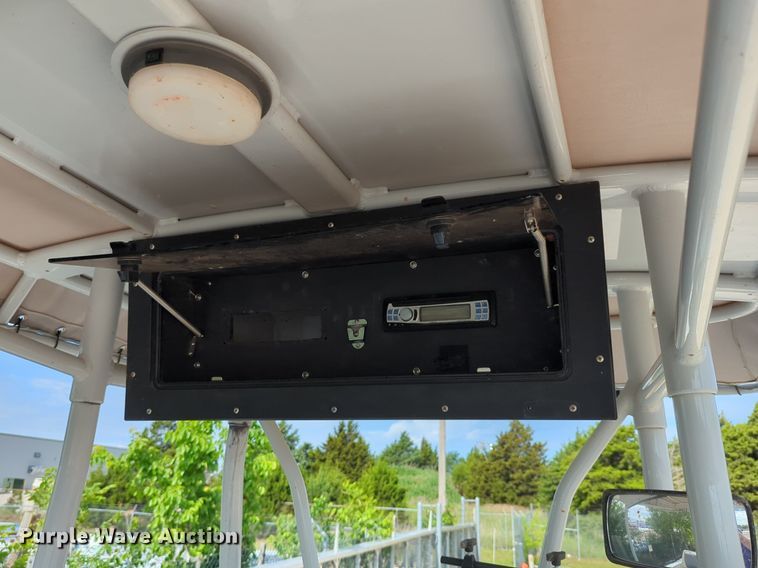 image for item DN3854 2003 Boston Whaler boat