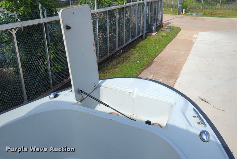 image for item DN3854 2003 Boston Whaler boat