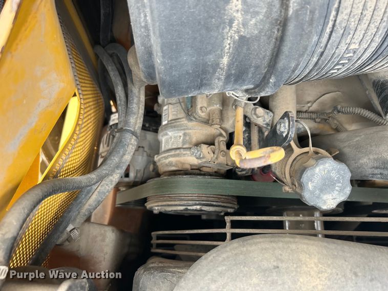 image for item DO1102 2006 John Deere 332 skid steer loader