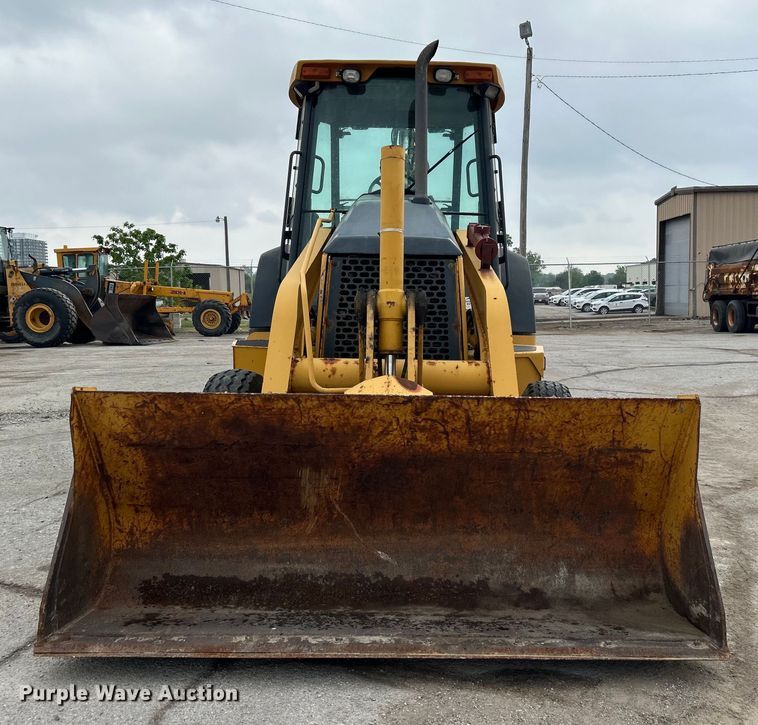 image for item DO1104 2003 John Deere 310SG backhoe