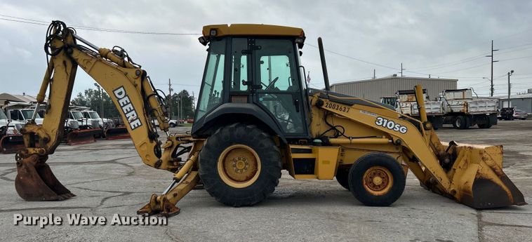 image for item DO1104 2003 John Deere 310SG backhoe