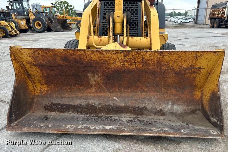 image for item DO1104 2003 John Deere 310SG backhoe