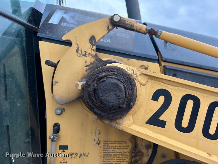 image for item DO1104 2003 John Deere 310SG backhoe