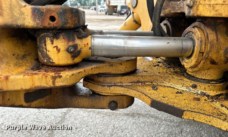 image for item DO1104 2003 John Deere 310SG backhoe