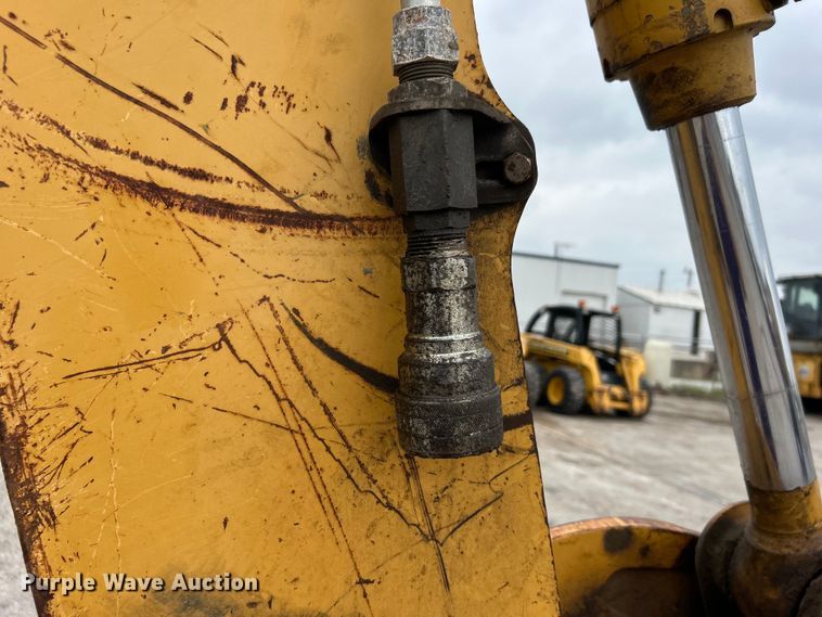 image for item DO1104 2003 John Deere 310SG backhoe