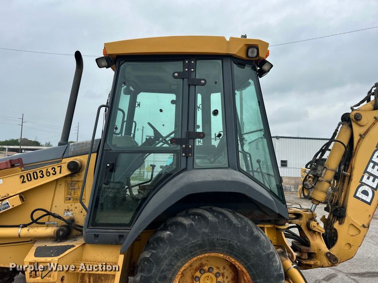 image for item DO1104 2003 John Deere 310SG backhoe