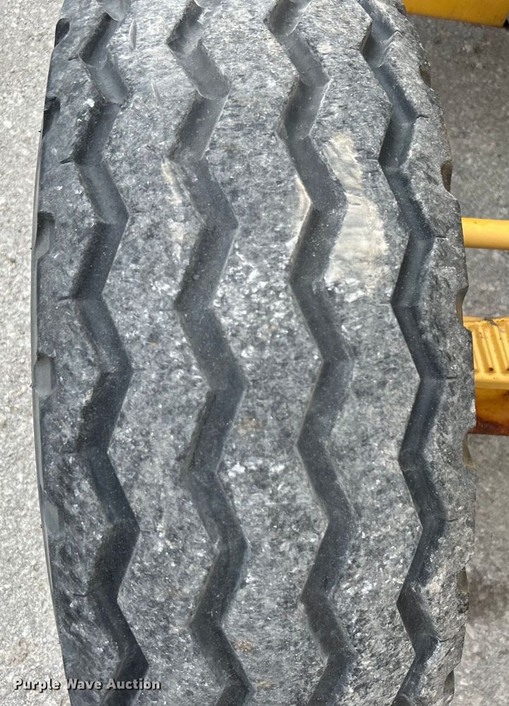 image for item DO1104 2003 John Deere 310SG backhoe