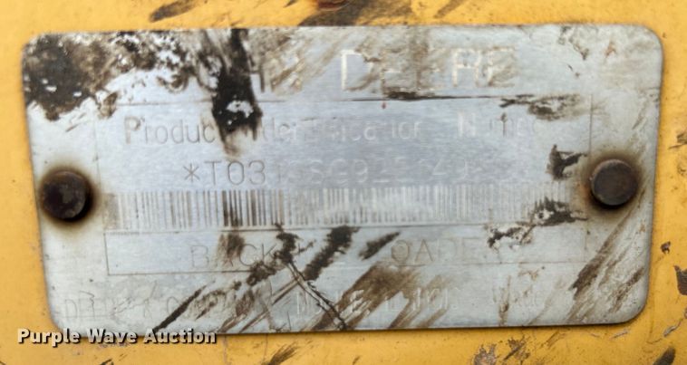 image for item DO1104 2003 John Deere 310SG backhoe