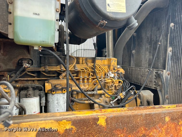 image for item DO1105 2004 John Deere 724J wheel loader