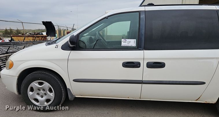 image for item DP0857 2003 Dodge Grand Caravan SE van
