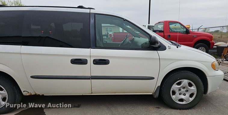 image for item DP0857 2003 Dodge Grand Caravan SE van