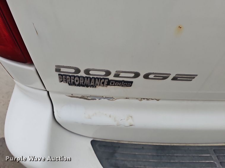 image for item DP0857 2003 Dodge Grand Caravan SE van