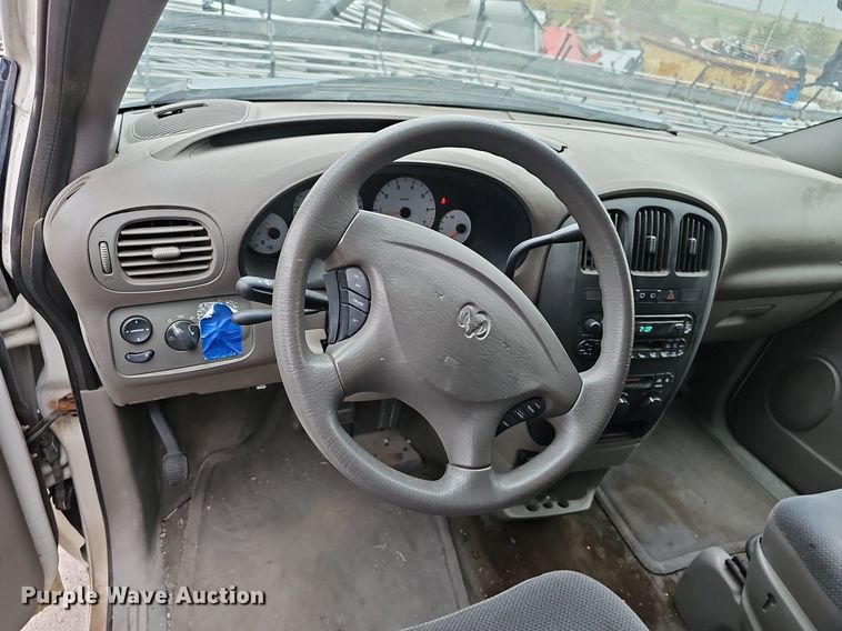 image for item DP0857 2003 Dodge Grand Caravan SE van