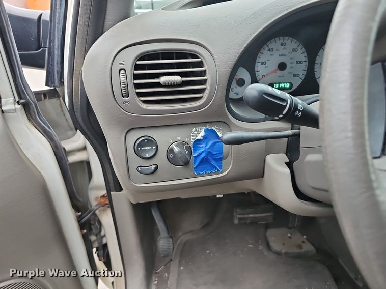 image for item DP0857 2003 Dodge Grand Caravan SE van