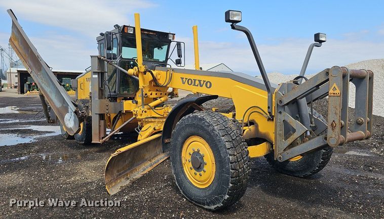 image for item DP0864 2005 Volvo G726B motor grader