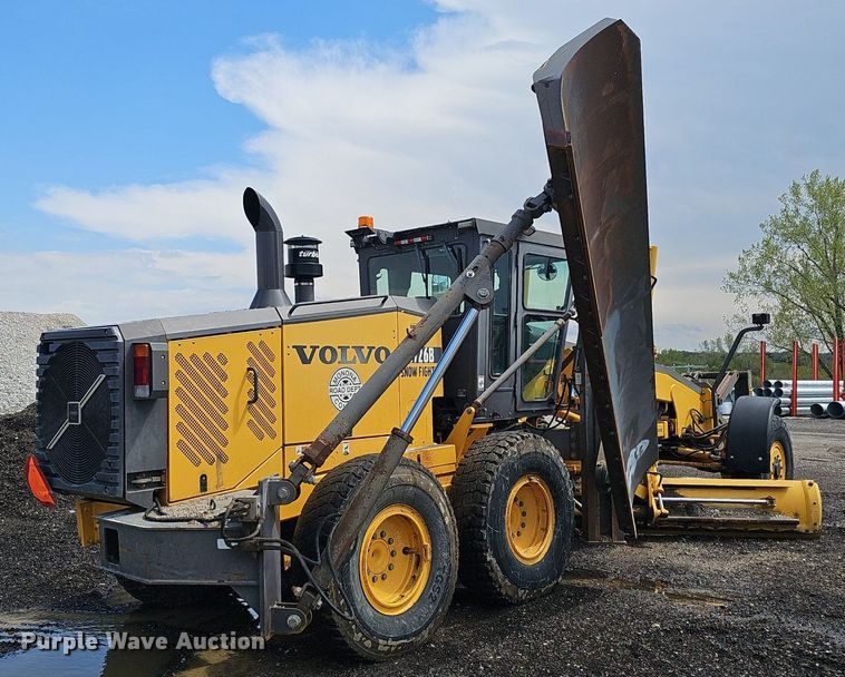 image for item DP0864 2005 Volvo G726B motor grader