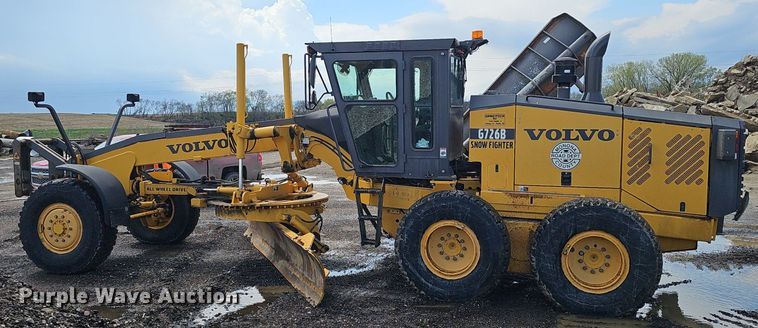 image for item DP0864 2005 Volvo G726B motor grader
