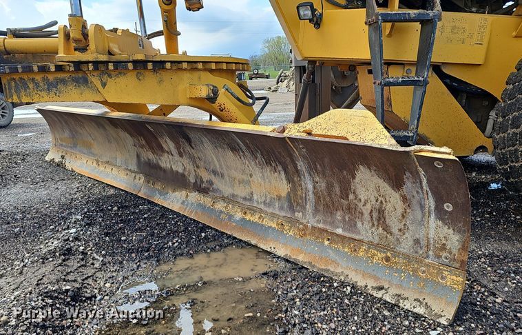 image for item DP0864 2005 Volvo G726B motor grader