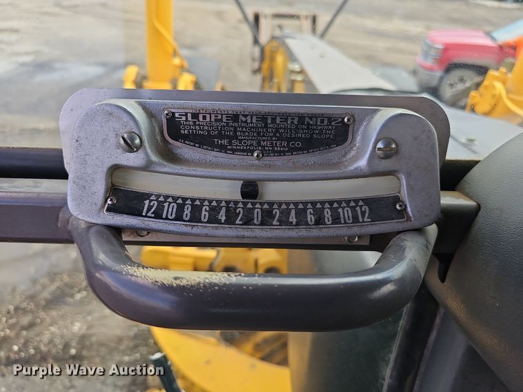 image for item DP0864 2005 Volvo G726B motor grader