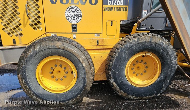 image for item DP0864 2005 Volvo G726B motor grader